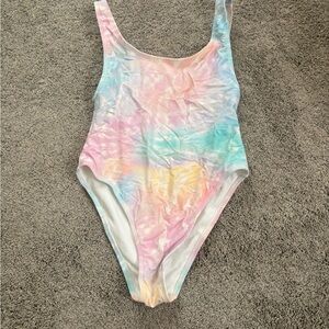 Xhilaration Tie Dye One Piece Low Back Swimsuit 💜